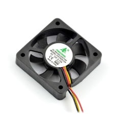 Fan 12V 50x50x10mm 3 wires